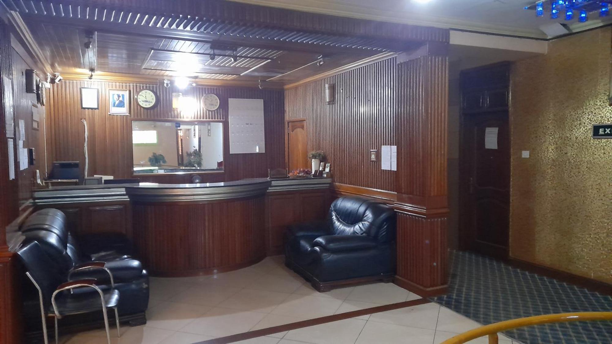 New Jbk Hotel كامبالا المظهر الخارجي الصورة